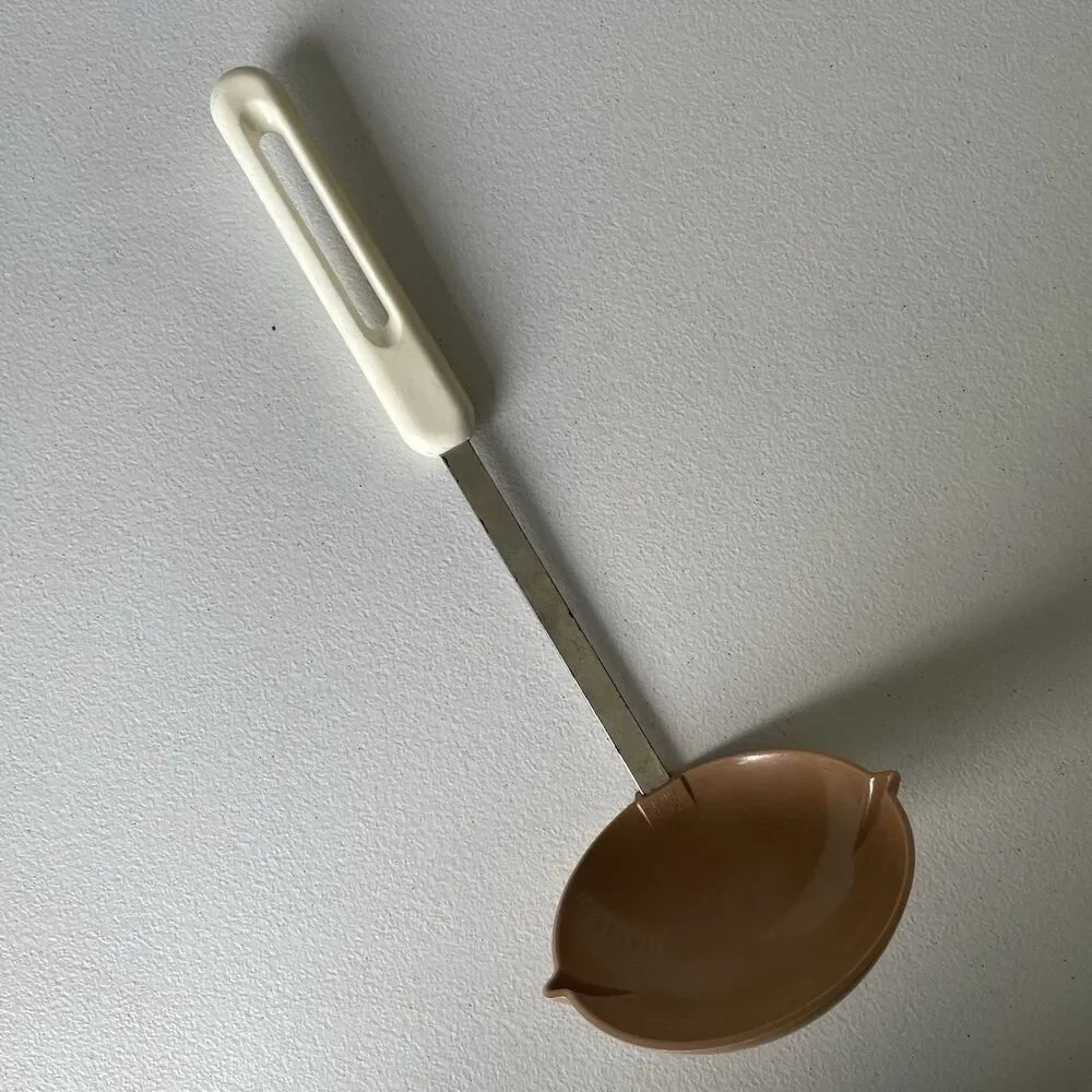 Vintage Bonny USA Nylon Soup Spoon Ladle Brown Ivory Kitchen Cookwear